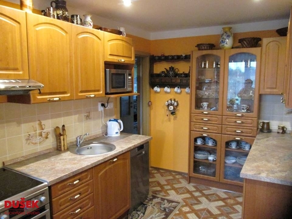 Astoria - Třešeň