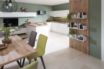 Barevné provedení: Bilá artic + Bílá lakovaná