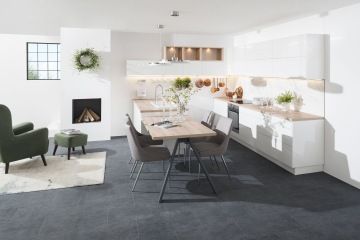 Barevné provedení: Bilá artic mat + Dub Kronberg