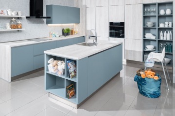 Barevné provedení: Šedá onyx + Pinia Cascina + Monumentální šedá